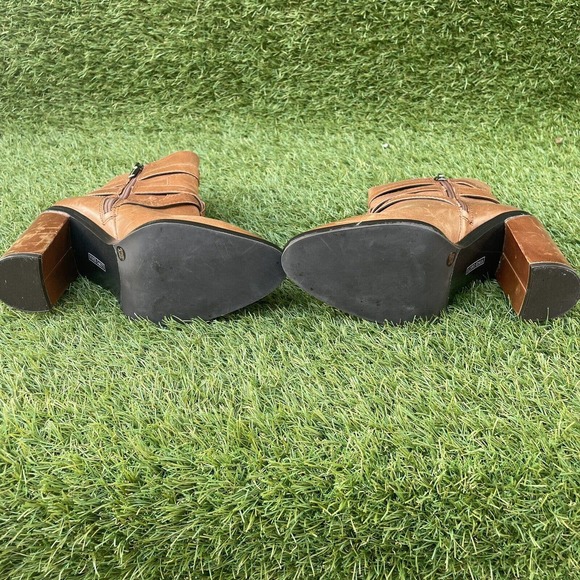 Vince Camuto Gravel Women’s Brown Leather Side Zip Heeled Ankle Boot Size 7 - Picture 6 of 16